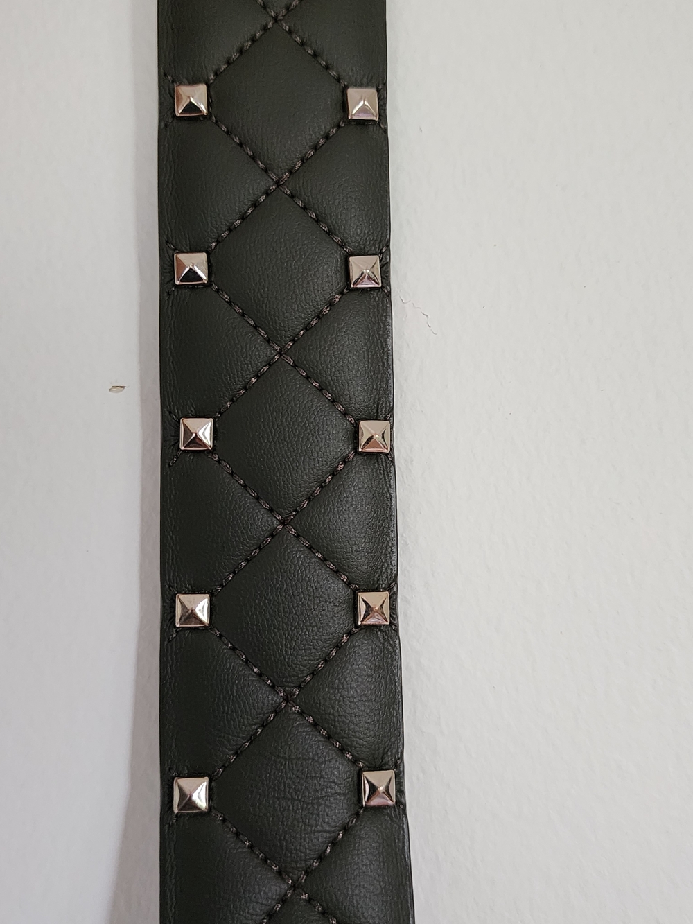 Women's White House Black Market Black Leather Studded Belt - New With Tags - M
